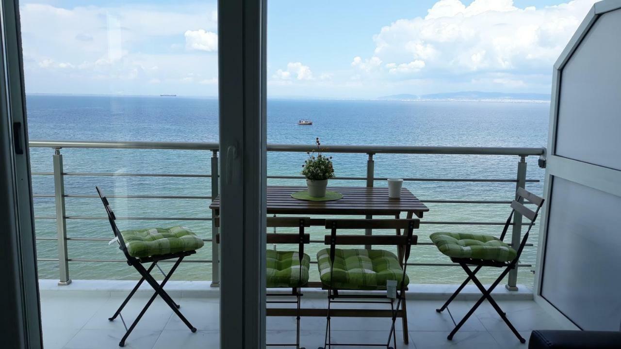 Roses Apartment Peraia  Exterior photo
